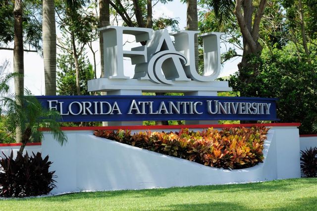 6461 NW 2nd Avenue 409, Boca Raton, FL 33487