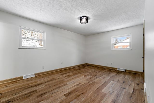 5 Cavalier Drive, Huntington, WV 25701