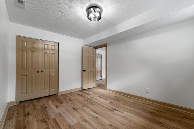 5 Cavalier Drive, Huntington, WV 25701