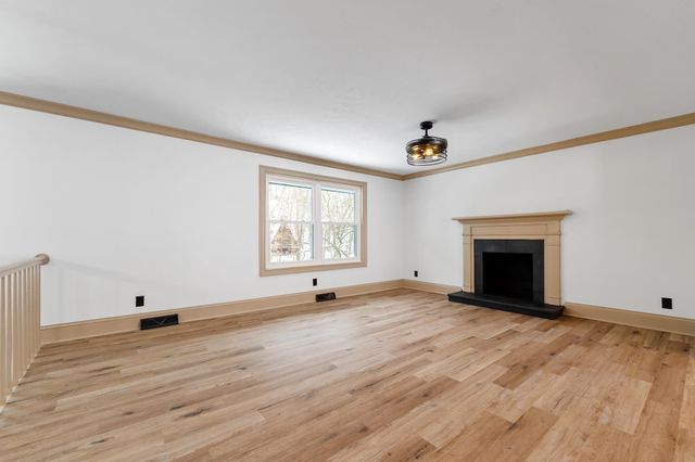 5 Cavalier Drive, Huntington, WV 25701