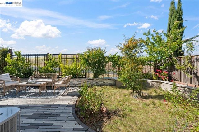4527 Pine Mountain Way, Dublin, CA 94568