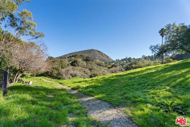 3480 Barham Boulevard 306, Los Angeles, CA 90068