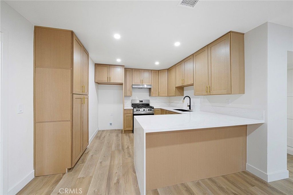 8627 Kempster Ave, Fontana, CA 92335 — photo 4
