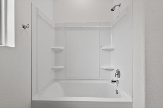 9610 Sterling Arbor Drive, Baytown, TX 77521