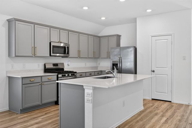 9610 Sterling Arbor Drive, Baytown, TX 77521