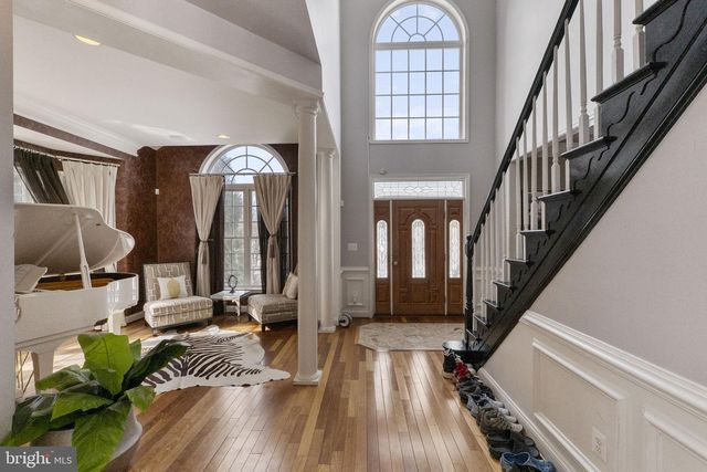 8400 SUMMIT AVE, Baltimore, MD 21244