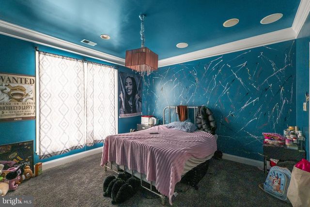 8400 SUMMIT AVE, Baltimore, MD 21244