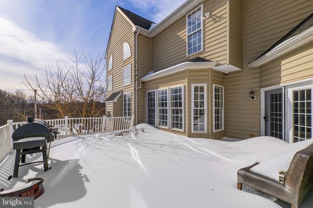 8400 SUMMIT AVE, Baltimore, MD 21244