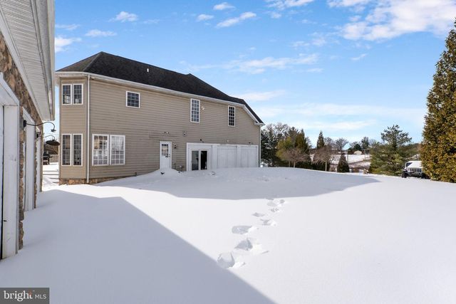 8400 SUMMIT AVE, Baltimore, MD 21244