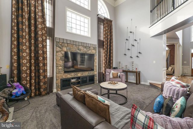 8400 SUMMIT AVE, Baltimore, MD 21244