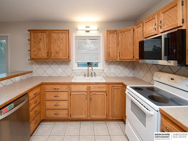 711 5th Avenue, Plattsmouth, NE 68048