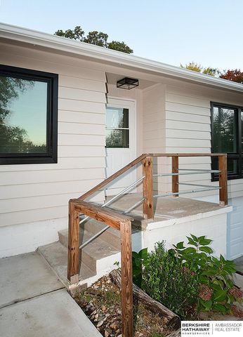 711 5th Avenue, Plattsmouth, NE 68048