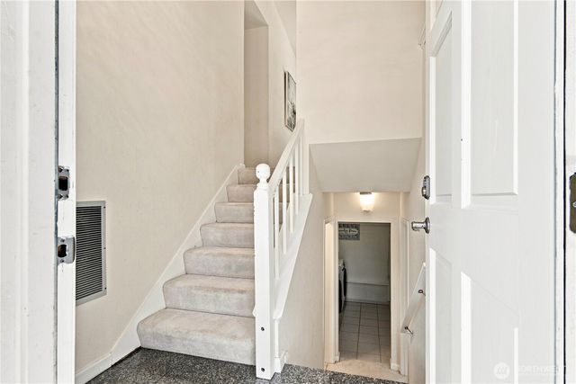 3849 166th Avenue SE, Bellevue, WA 98008