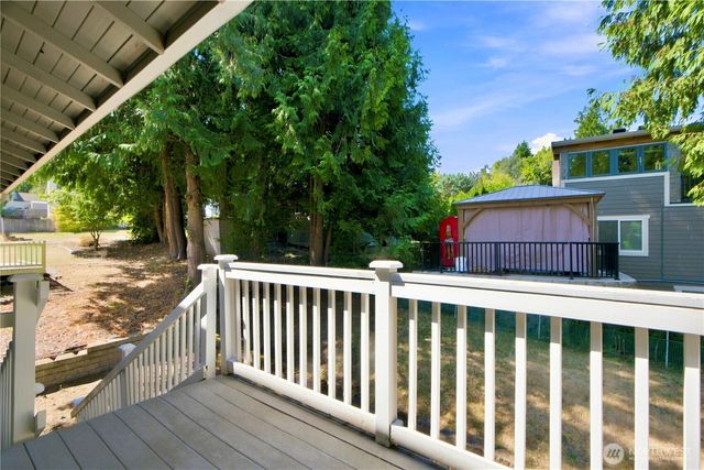 3849 166th Avenue SE, Bellevue, WA 98008