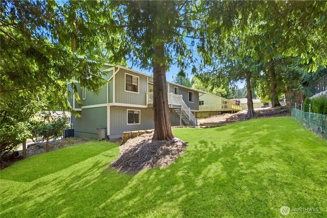 3849 166th Avenue SE, Bellevue, WA 98008