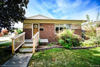 4028 Clippert Street, Dearborn Heights, MI 48125