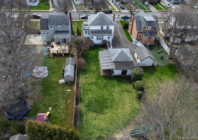 18 Phipps Avenue, East Rockaway, NY 11518