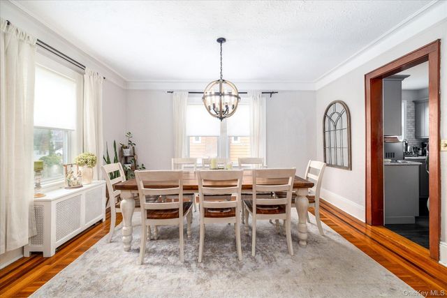 18 Phipps Avenue, East Rockaway, NY 11518