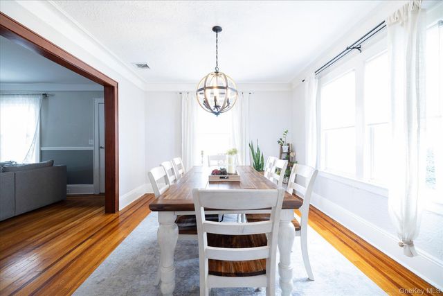 18 Phipps Avenue, East Rockaway, NY 11518