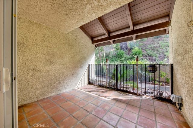 9745 Via Roma, Burbank, CA 91504