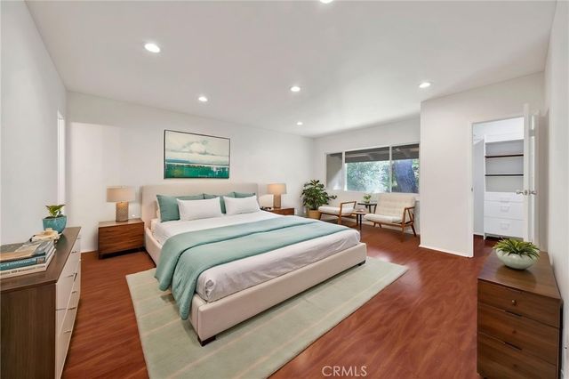 9745 Via Roma, Burbank, CA 91504