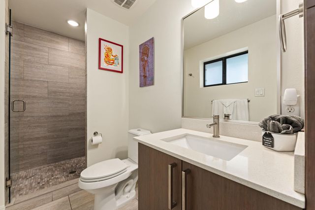 1706 Canterbury ST, Austin, TX 78702