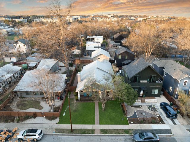 1706 Canterbury ST, Austin, TX 78702