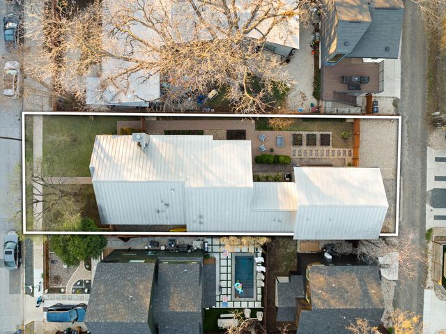 1706 Canterbury ST, Austin, TX 78702