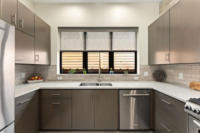 1706 Canterbury ST, Austin, TX 78702