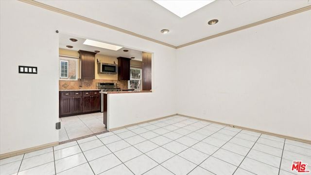 5760 Valley Ridge Drive, Los Angeles, CA 90043