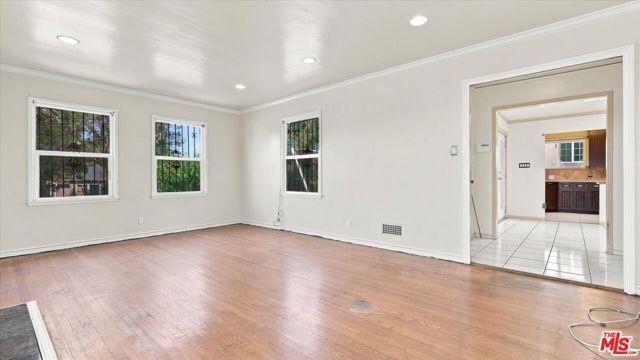 5760 Valley Ridge Drive, Los Angeles, CA 90043