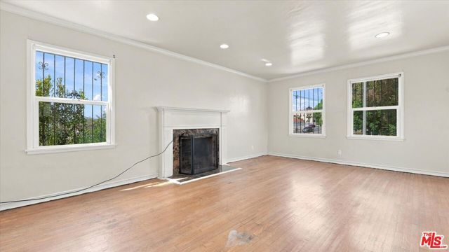 5760 Valley Ridge Drive, Los Angeles, CA 90043