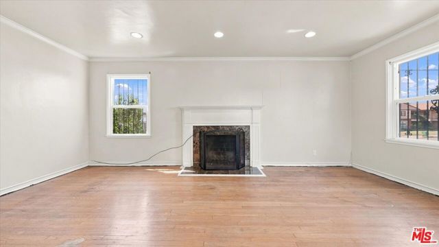 5760 Valley Ridge Drive, Los Angeles, CA 90043