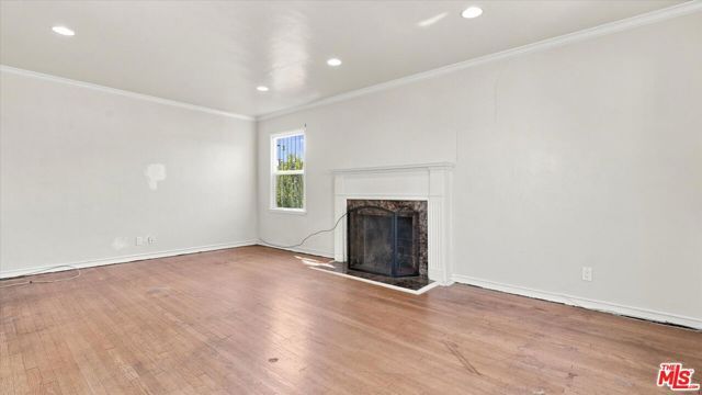 5760 Valley Ridge Drive, Los Angeles, CA 90043