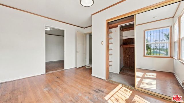5760 Valley Ridge Drive, Los Angeles, CA 90043