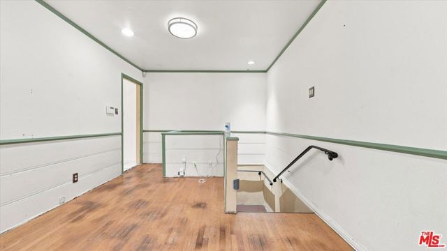 5760 Valley Ridge Drive, Los Angeles, CA 90043