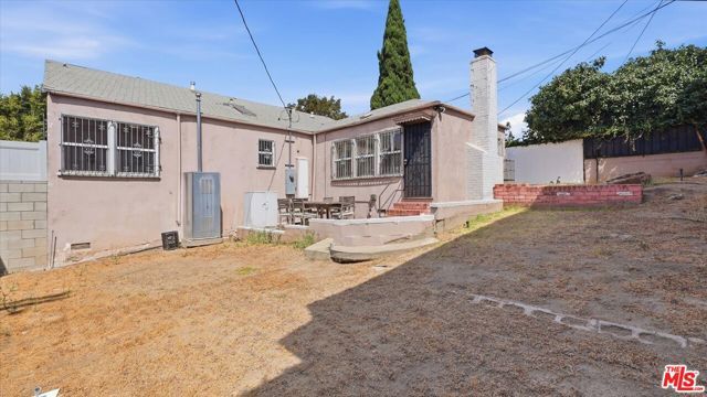 5760 Valley Ridge Drive, Los Angeles, CA 90043