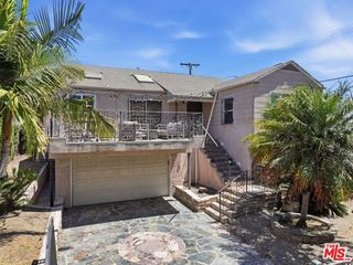 5760 Valley Ridge Drive, Los Angeles, CA 90043