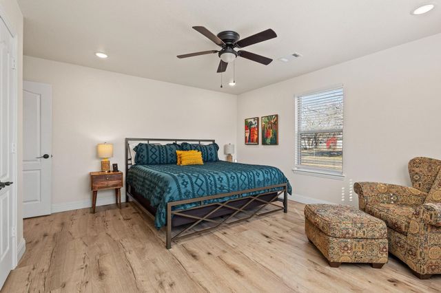 210 Hiland Lane, Pottsboro, TX 75076