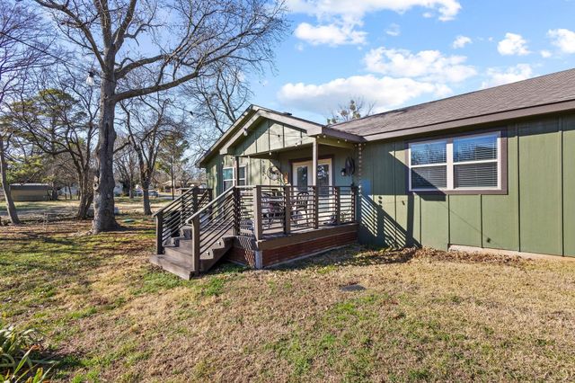 210 Hiland Lane, Pottsboro, TX 75076