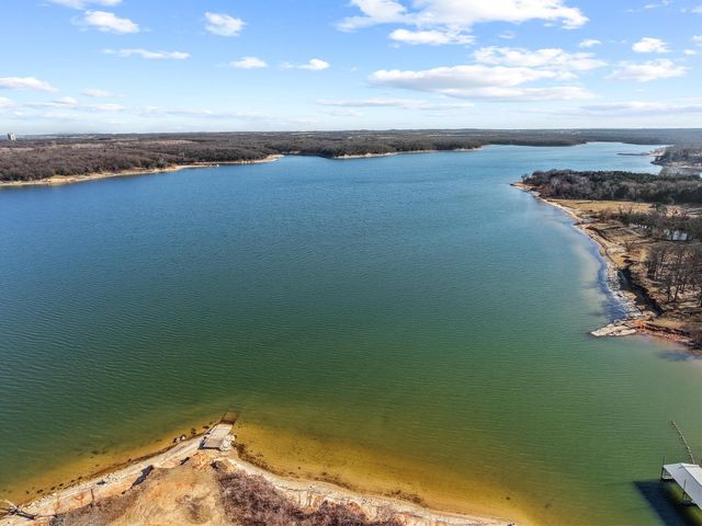 210 Hiland Lane, Pottsboro, TX 75076