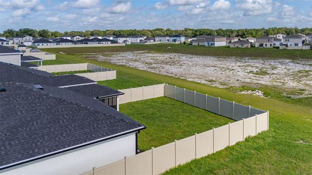 1620 TEXAS AVENUE, Sumterville, FL 33585