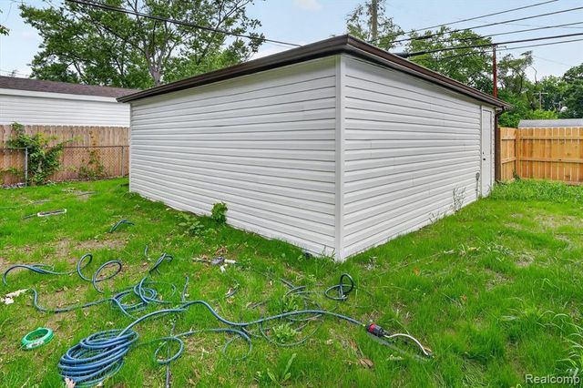 19391 Sussex Street, Detroit, MI 48235
