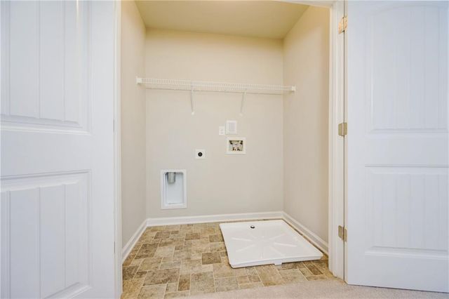 620 Sunset Park Drive, Suwanee, GA 30024