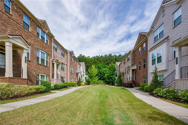 620 Sunset Park Drive, Suwanee, GA 30024
