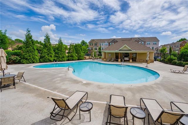 620 Sunset Park Drive, Suwanee, GA 30024