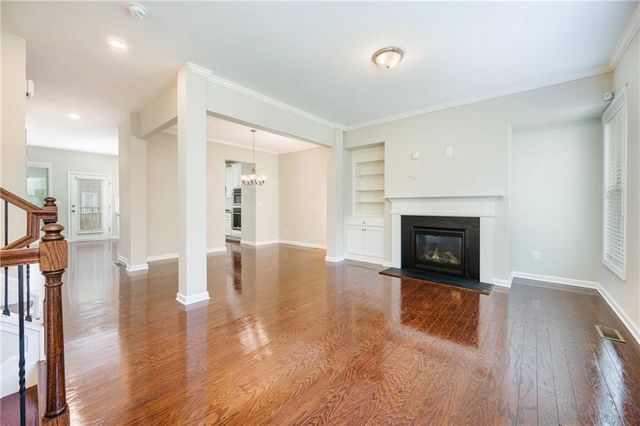 620 Sunset Park Drive, Suwanee, GA 30024
