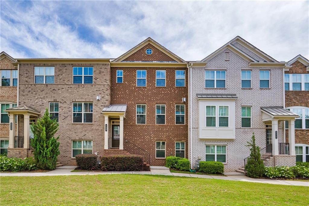 620 Sunset Park Drive, Suwanee, GA 30024