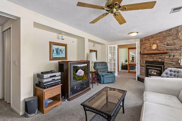 2704 Shawnee Lane, Burnsville, MN 55337