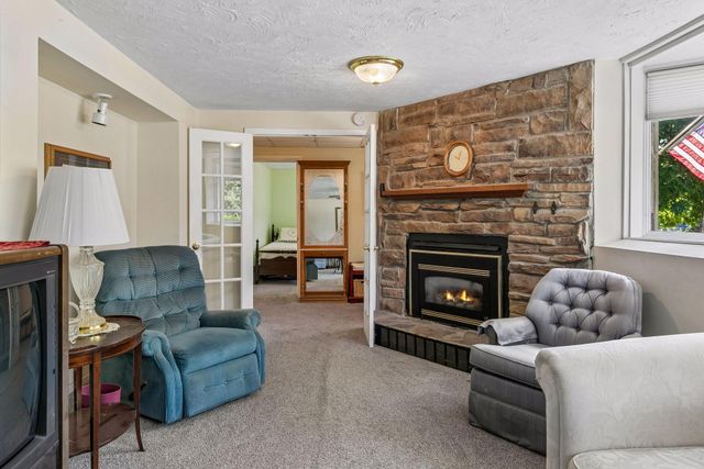 2704 Shawnee Lane, Burnsville, MN 55337